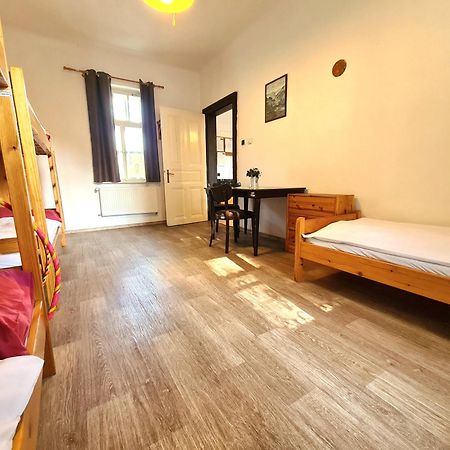 Uzkokolejky - Apartmany Strizovice المظهر الخارجي الصورة